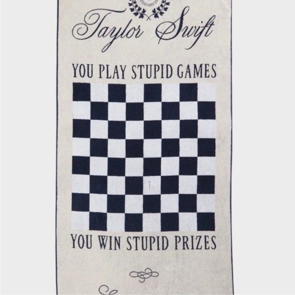 Taylor Swift Lover Checker Game Towel NEW Summer collection 2025 - Picture 5 of 6
